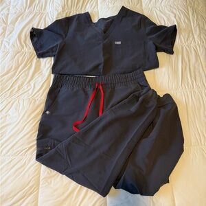 Figs charcoal high waisted jogger scrub set